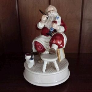 Gibson Greetings Contemporary Ceramic Revolving Musical Santa Christmas Figurine